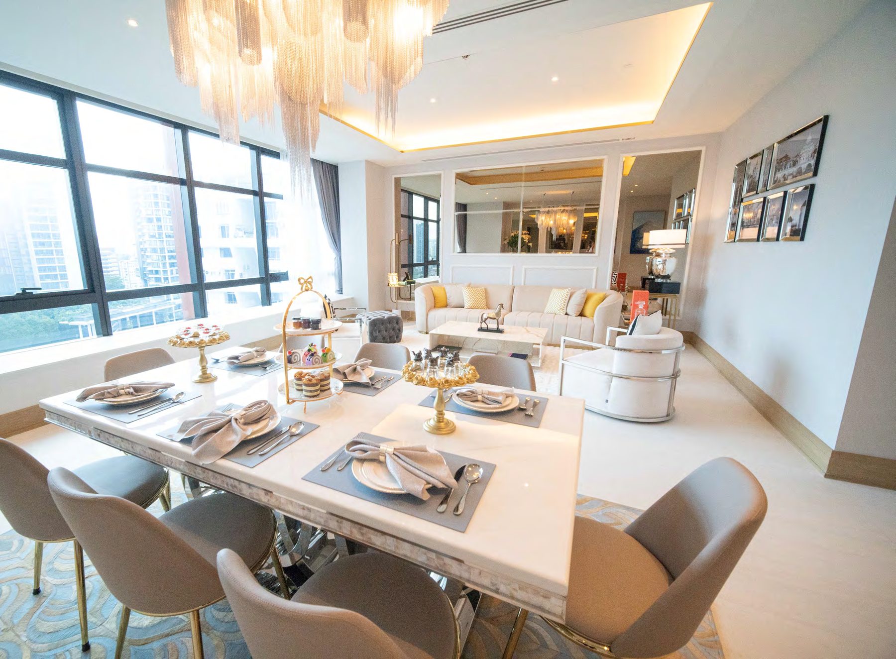 Dining area (showflat)