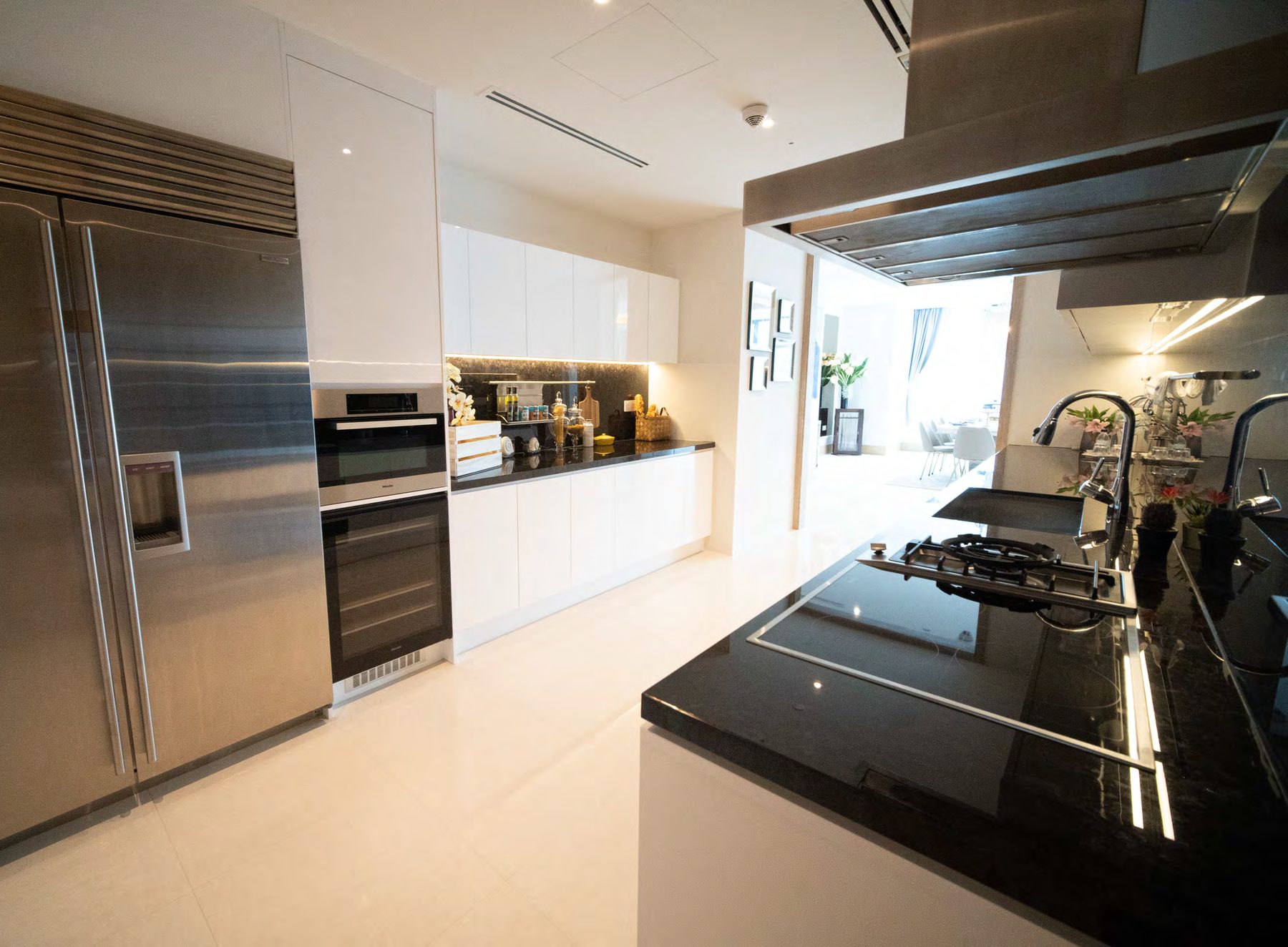 Kitchen (showflat)